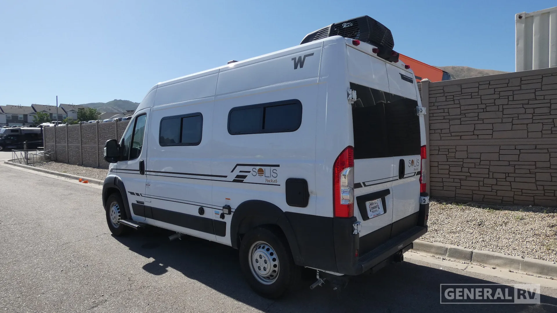 2027 Winnebago Solis Pocket 36A - Photo 4