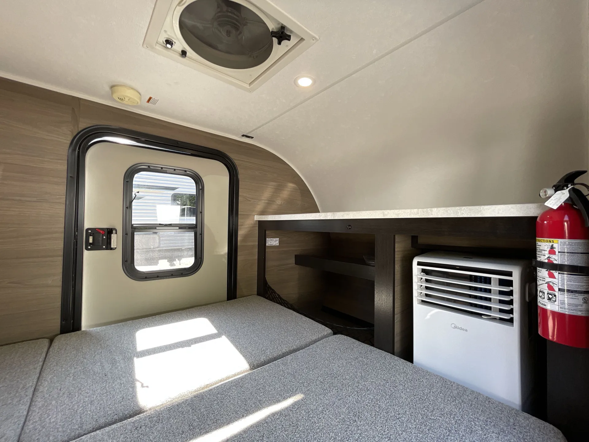 2024 Bontrager Outdoors Radical 12RAD — living area main