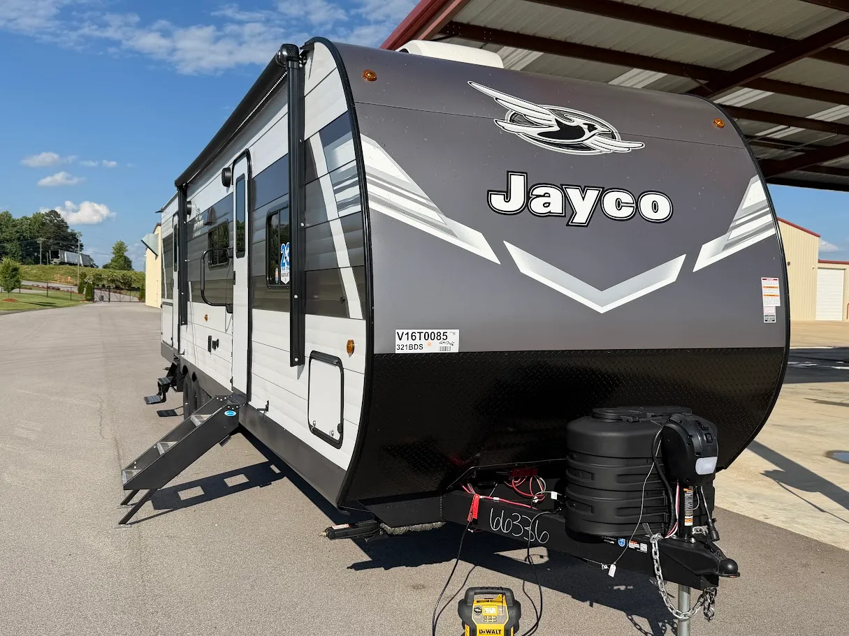2027 Jayco Jay Flight SLX 321BDS - Photo 2