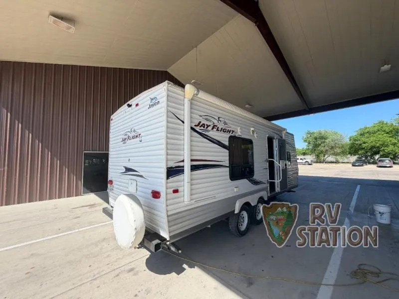 2010 Jayco Jay Flight 23FB - Photo 4