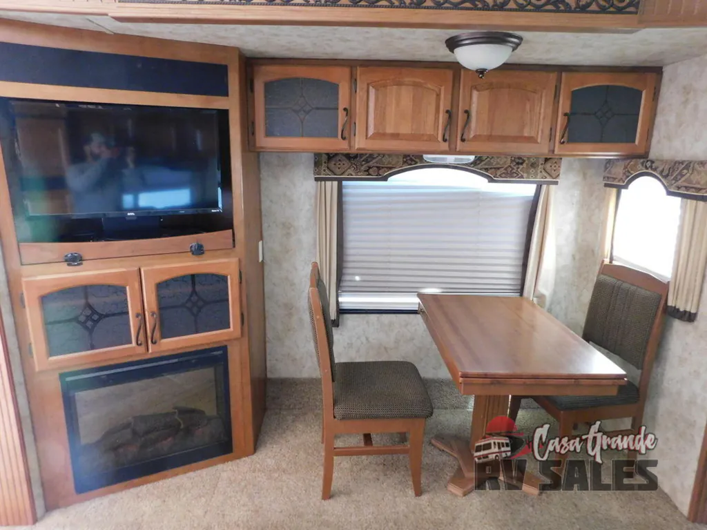 2012 Keystone Montana 3100RL, Photos photo 7