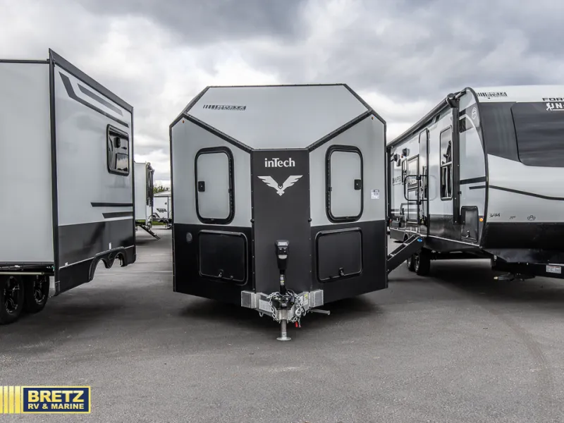 2026 inTech Black Wing 830 X - Photo 3