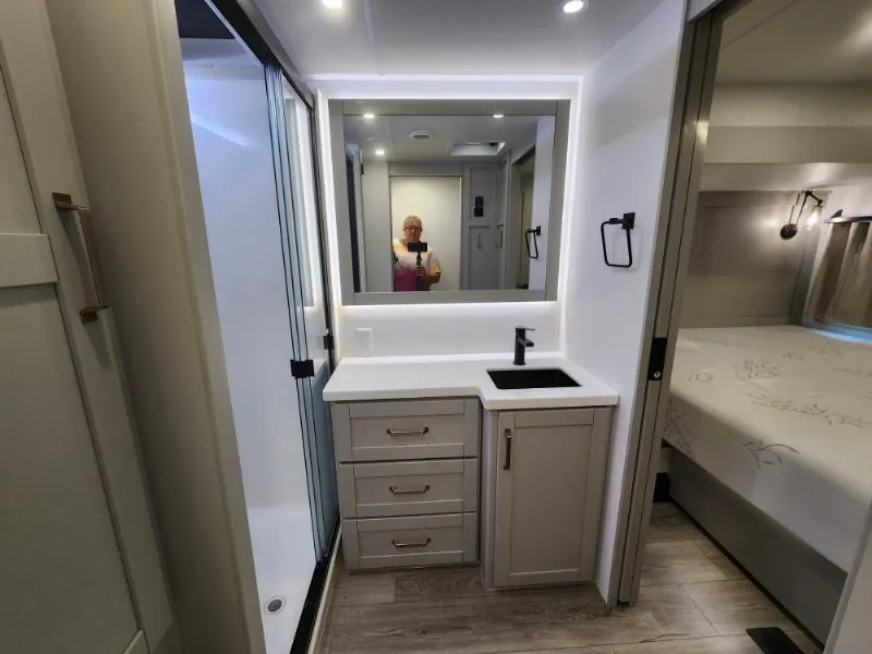 2025 Brinkley Model Z 3300, Photos photo 36