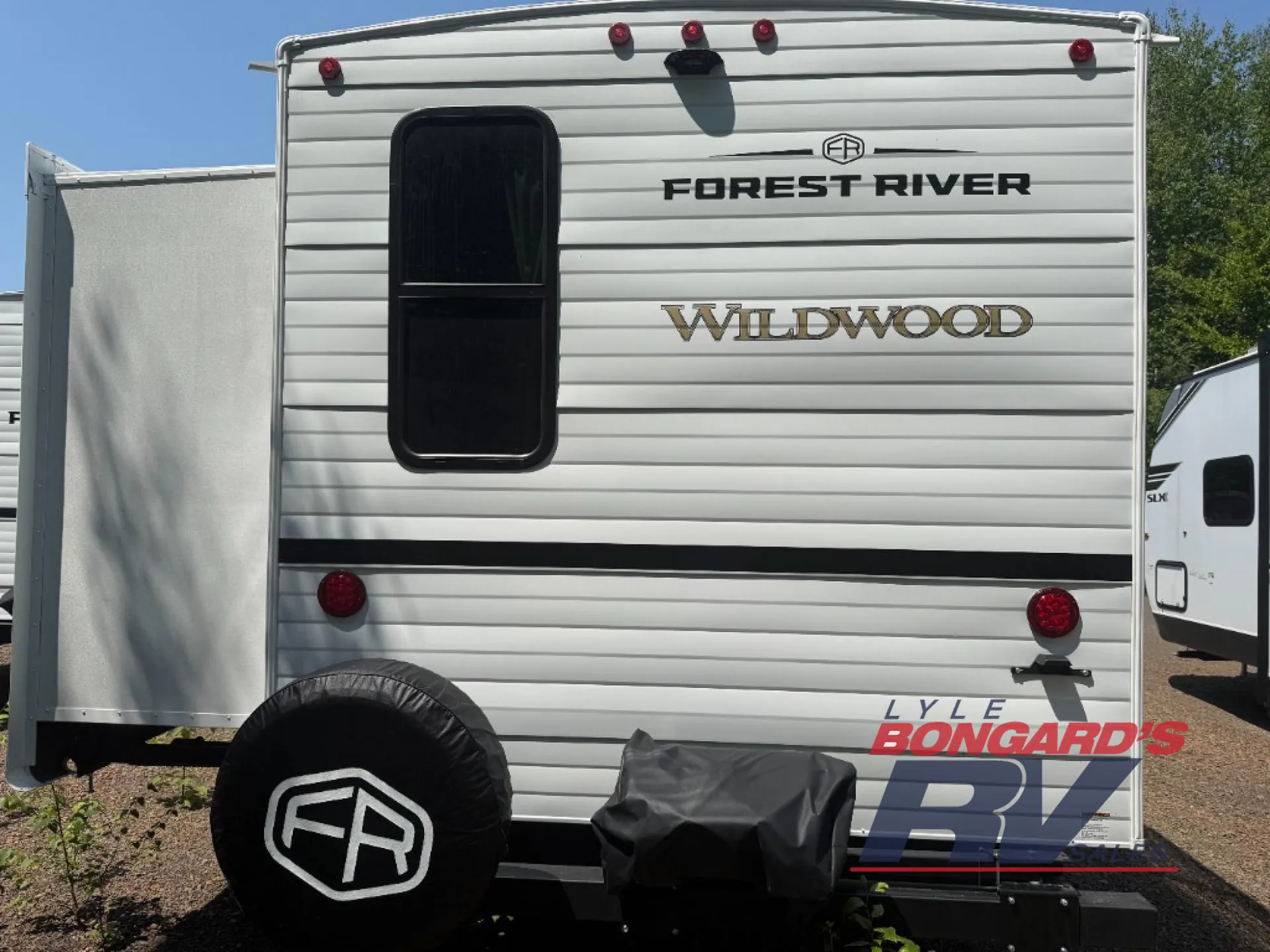 2026 Forest River Wildwood 33TS — Photo 7