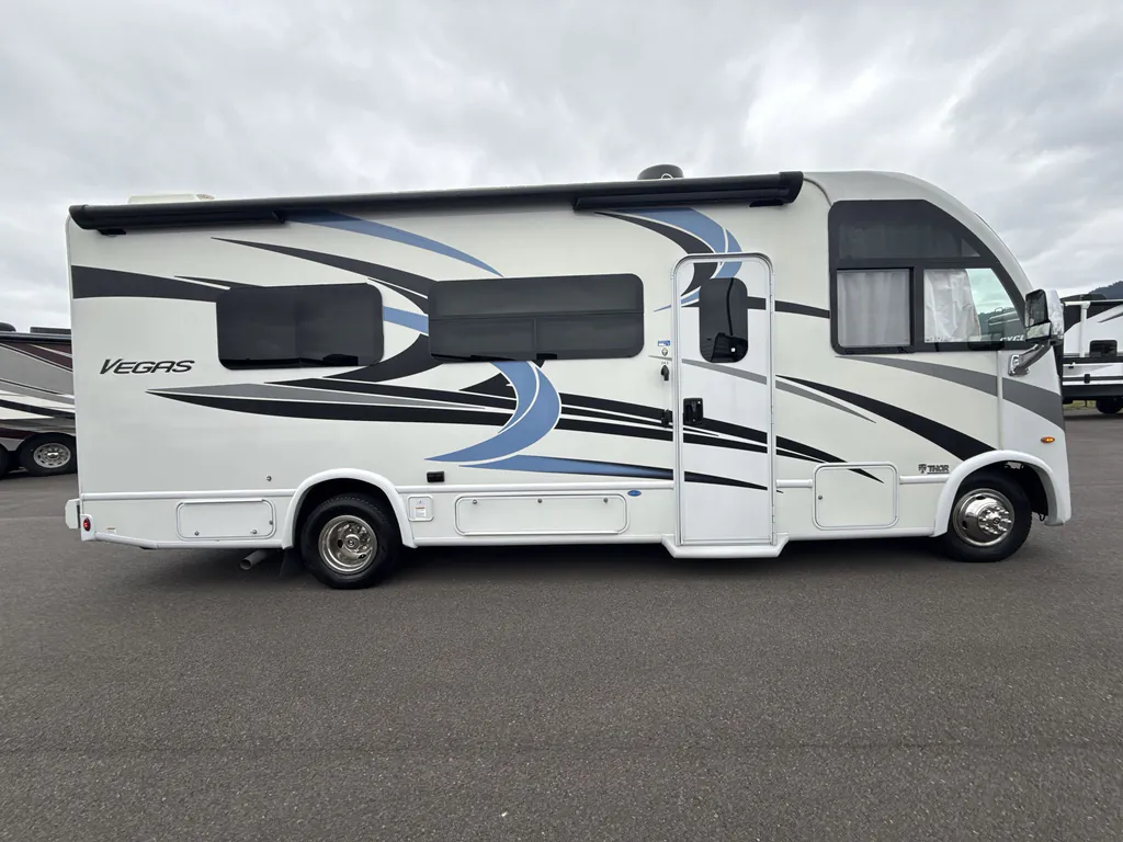 2023 Thor Motor Coach Vegas 24.3, Photos photo 5