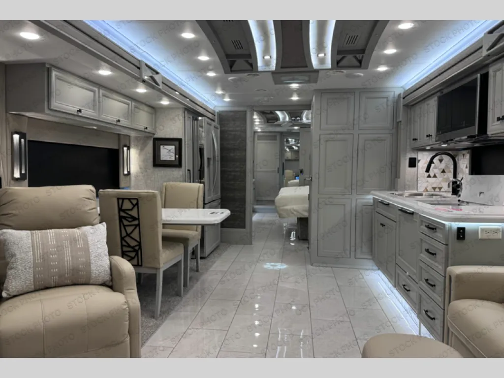2025 Tiffin Allegro Bus 40 IP - Photo 4