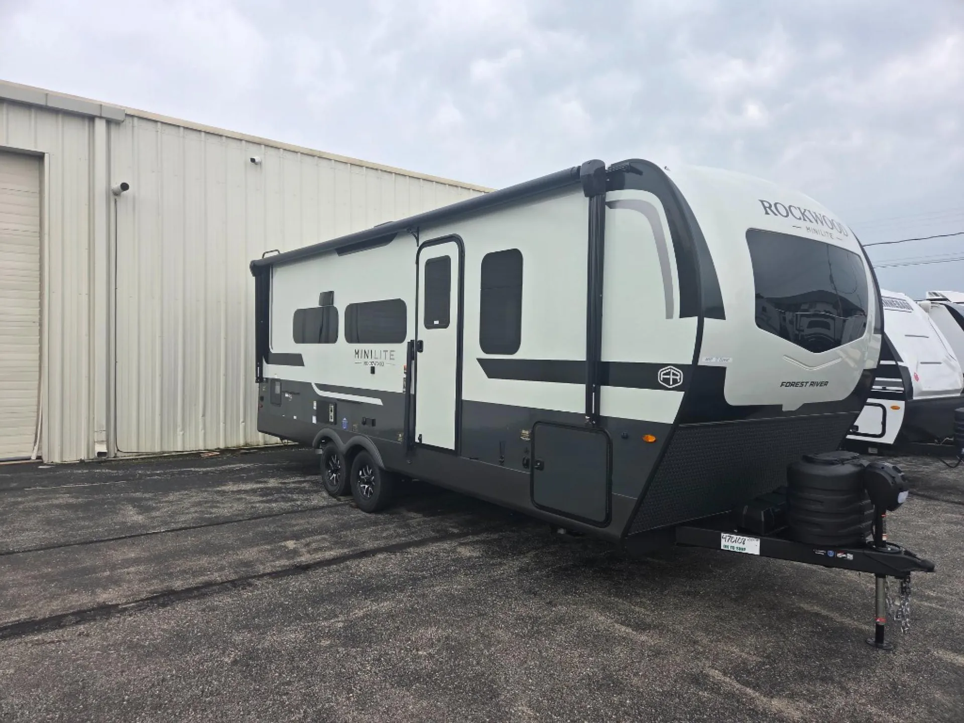 2027 Forest River RV Rockwood Mini Lite 2524FBT - Photo 2