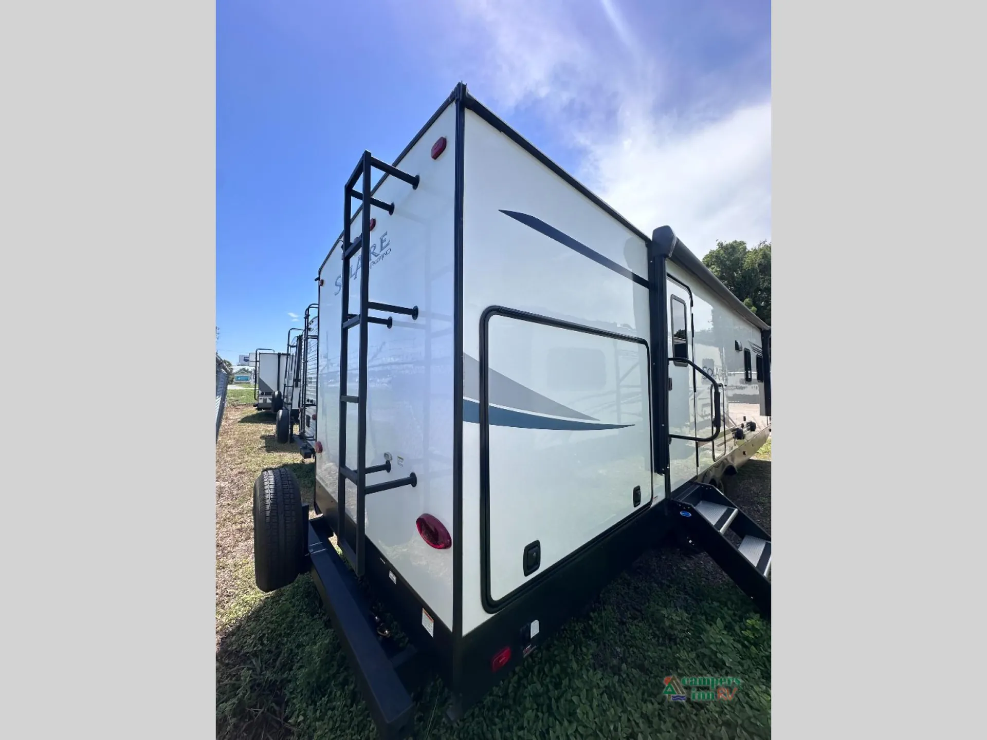2023 Palomino Solaire 258RBSS - Photo 4