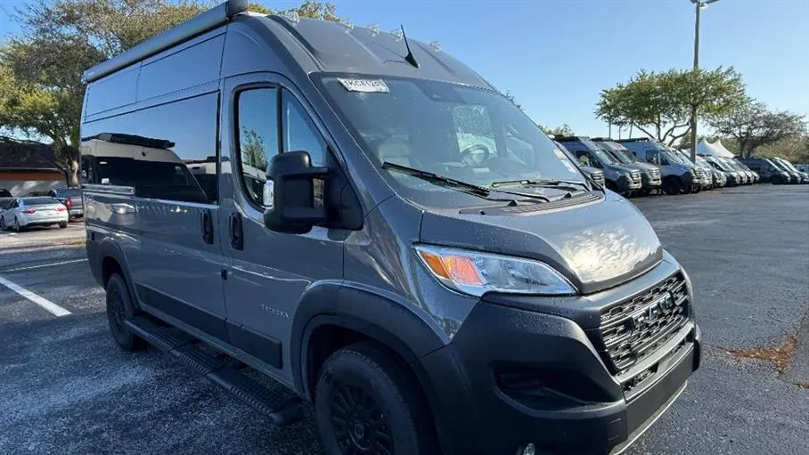 2026 Entegra Coach ARC 18C - Photo 2