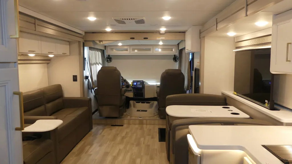 2026 Thor Motor Coach Windsport 36H, Photos photo 4