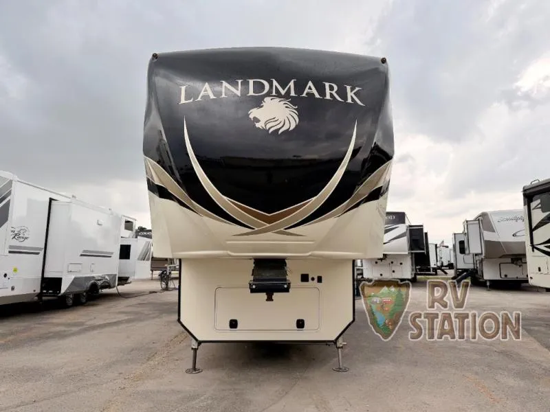 2018 Heartland Landmark 365 Used    Newport - Photo 2