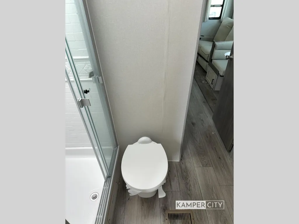 2026 Coachmen Catalina Legacy Edition 333DORM, Photos photo 46