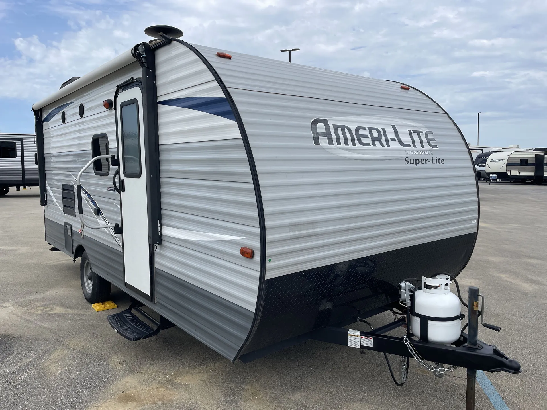 2019 Gulf Stream Ameri-Lite 199DD - Photo 2