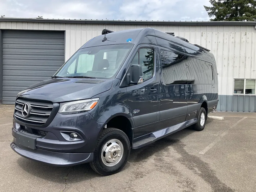 2024 Holiday Rambler Xpedition SL4E - Photo 4