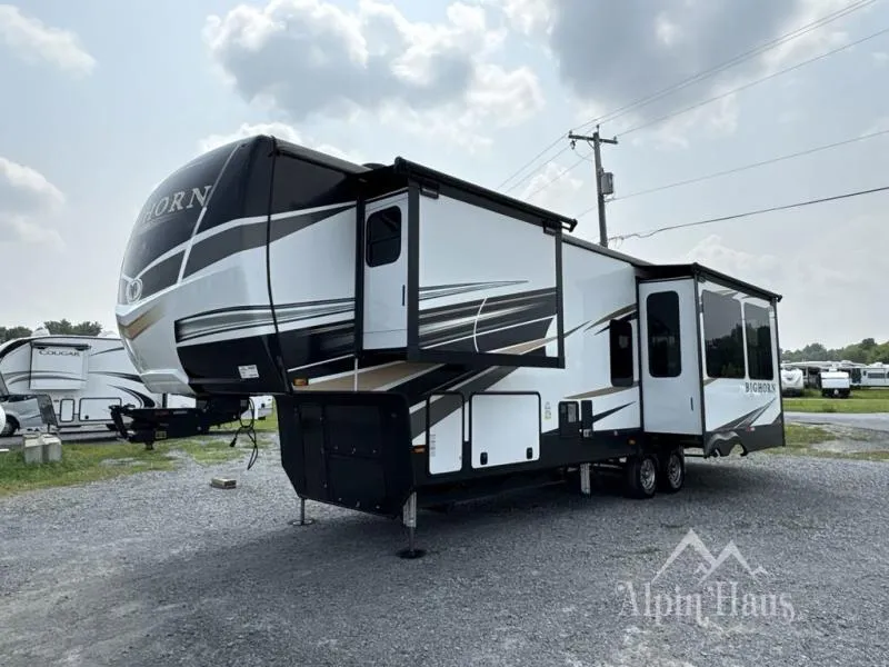 2022 Heartland Bighorn 3120RK - Photo 4