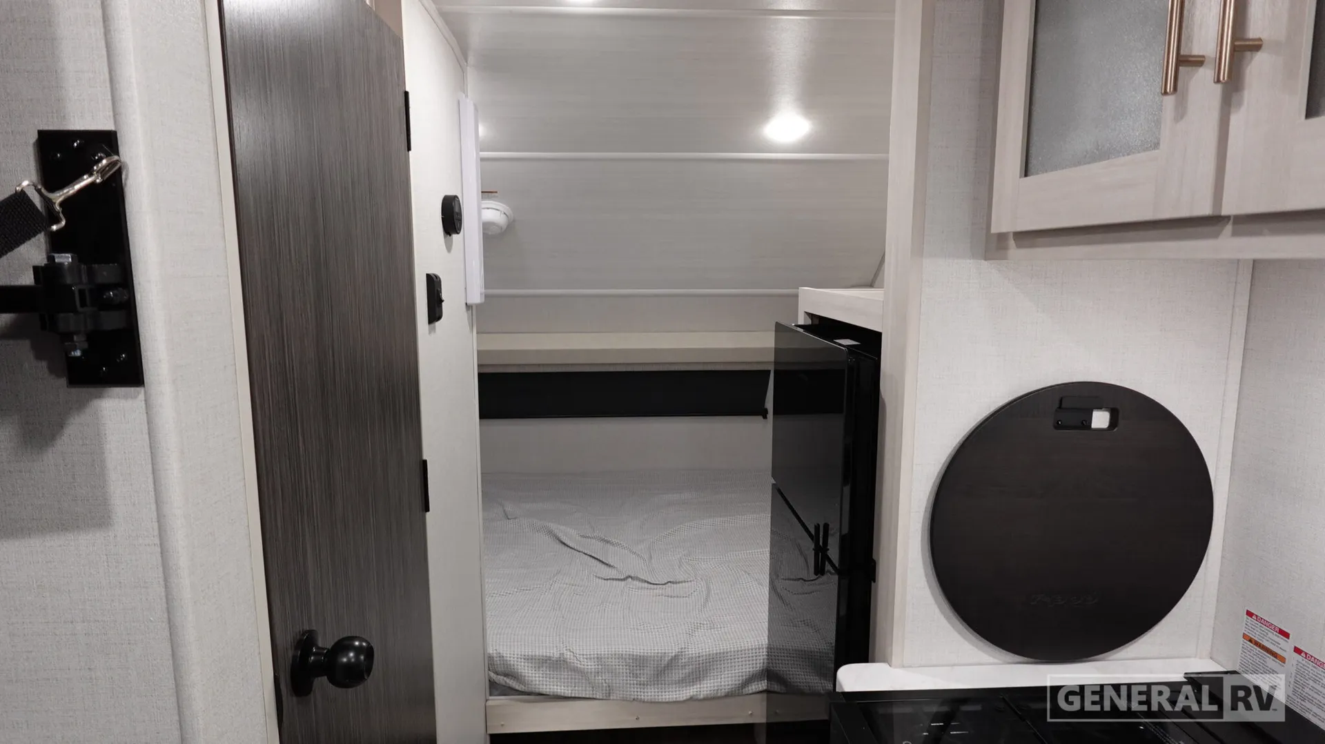 2026 Forest River R-Pod RPT171 - Photo 3