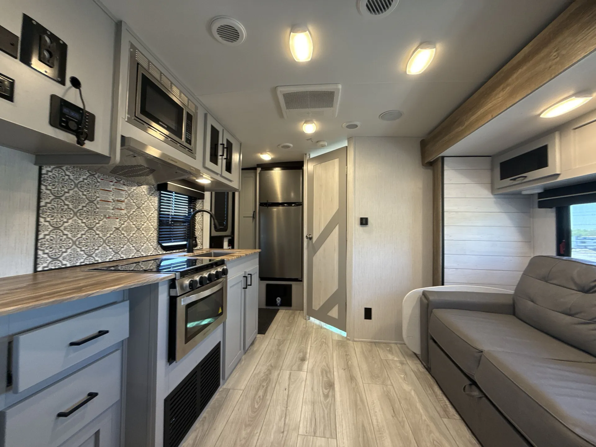 2022 Heartland North Trail NT 21RBSS — living area main