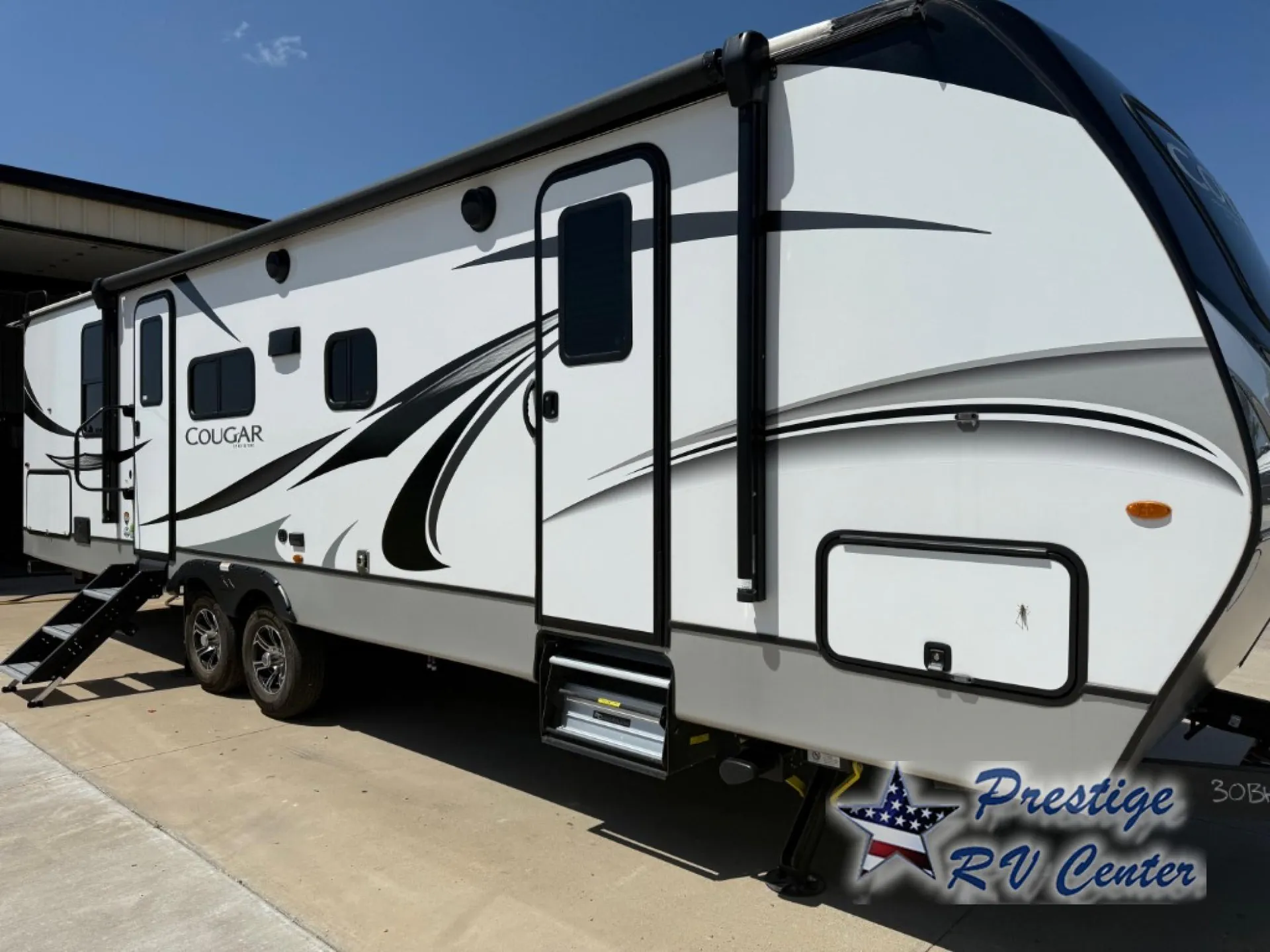 2022 Keystone RV Cougar Half-Ton 30BHS - Photo 2