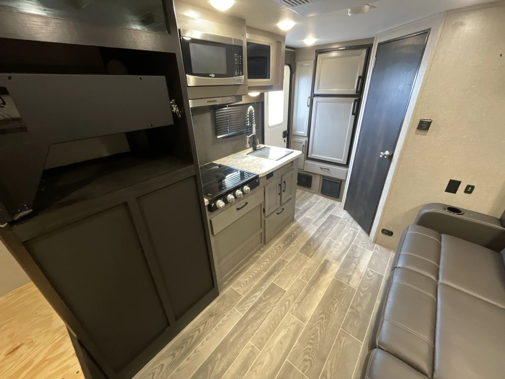 2021 Jayco Jay Feather Micro 166FBS — living area main