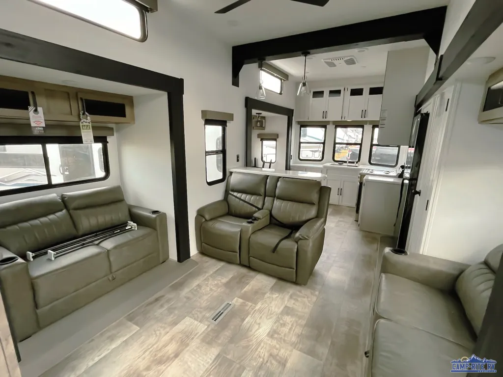2027 Forest River Puma Vista 403LFT — Photo 7