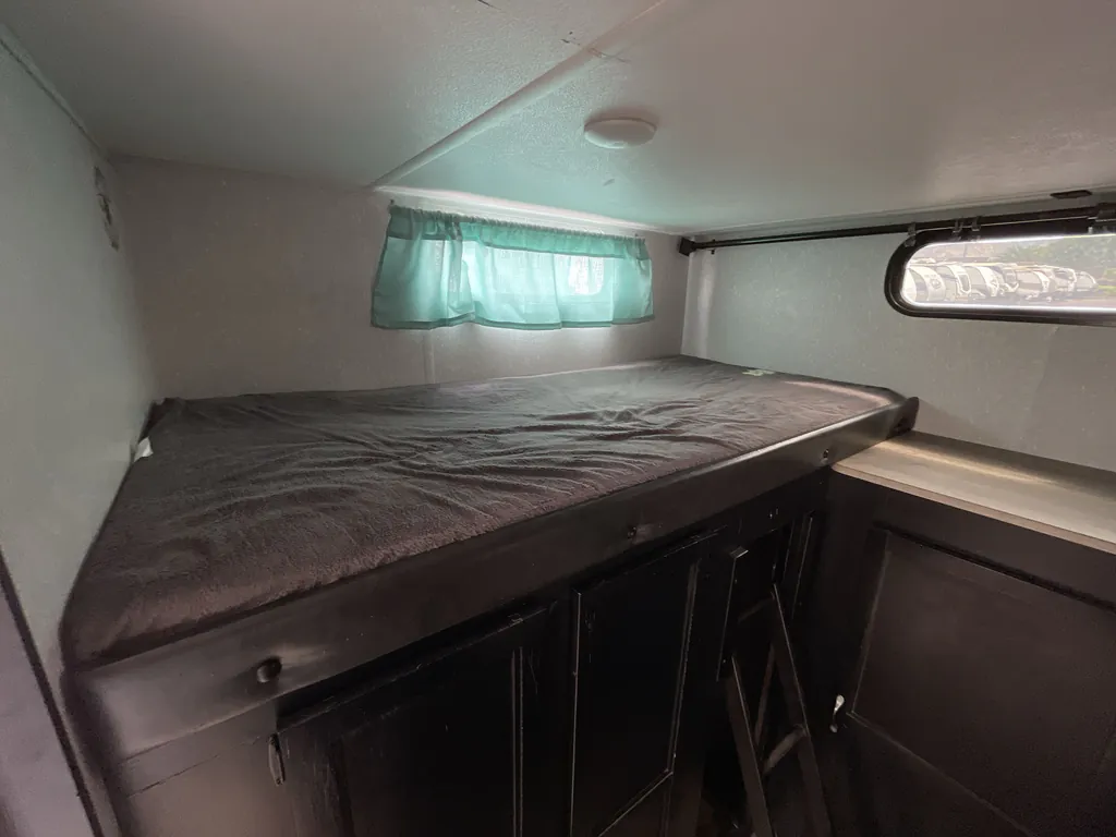 2022 Forest River Cherokee Grey Wolf 29TE, Photos photo 11