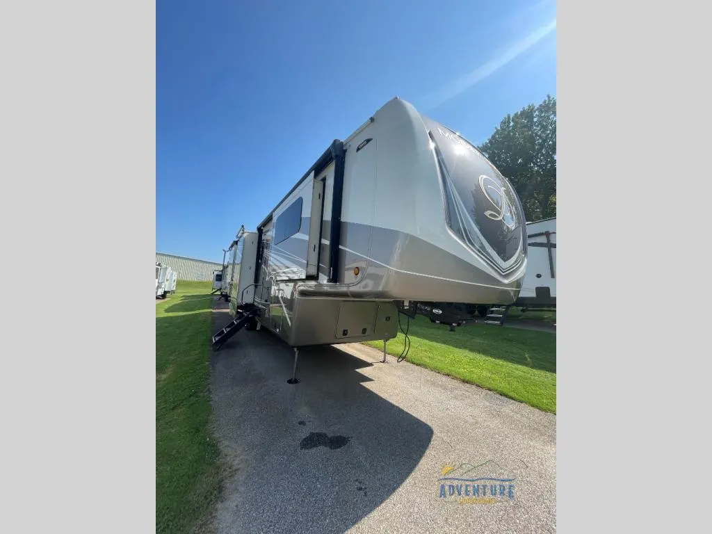 2021 DRV Mobile Suites 41FKMB - Photo 4