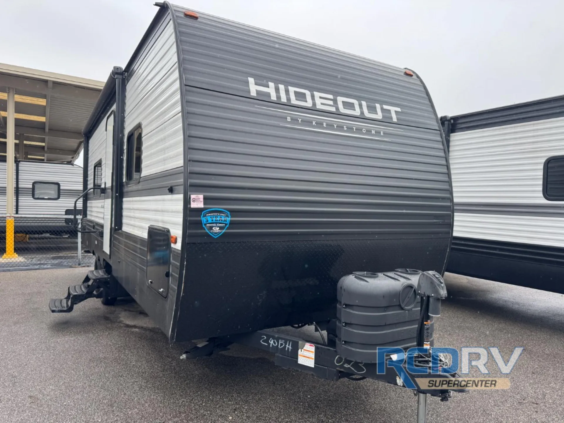 2025 Keystone Hideout Sport Double 240BH - Photo 2