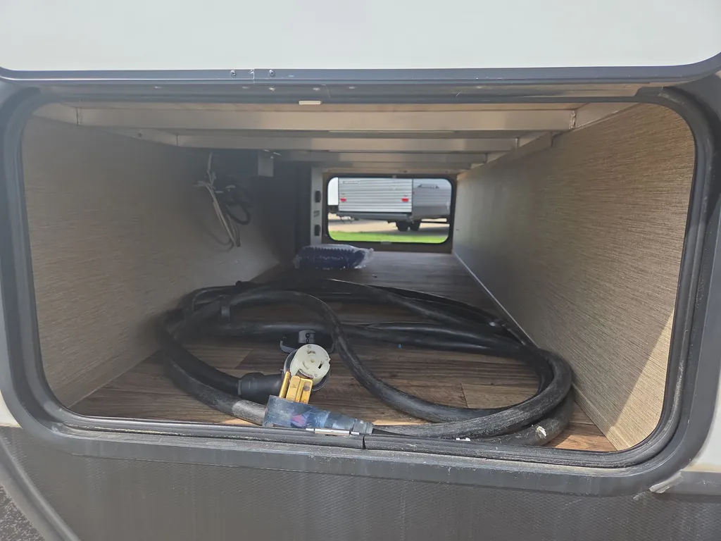 2018 Keystone Outback 298RE, Photos photo 8