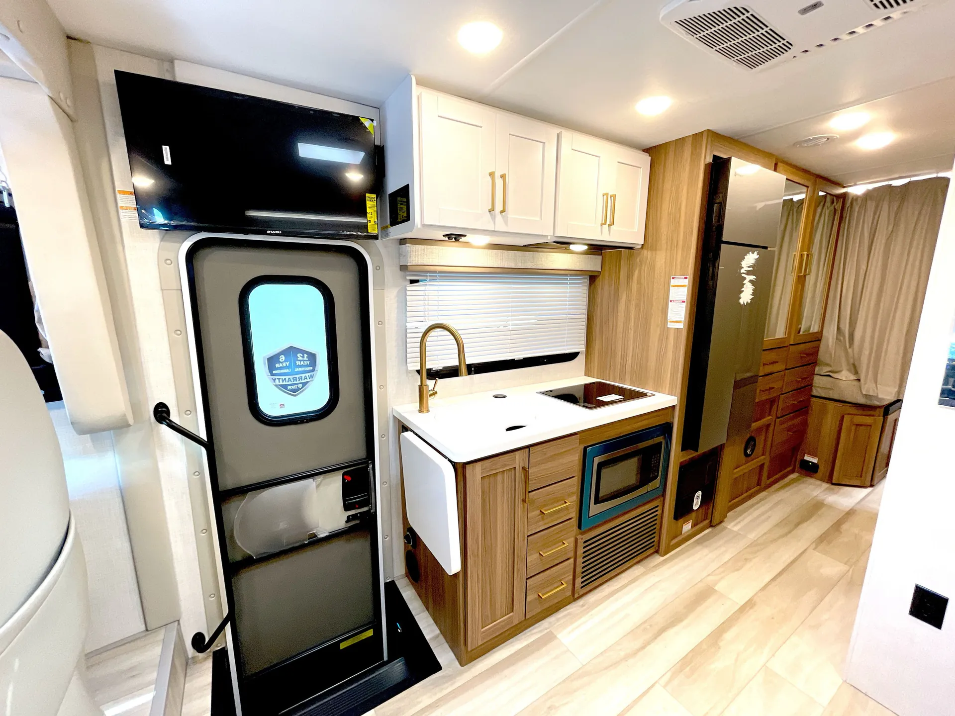 2027 Thor Motor Coach Freedom Eddie Bauer EB26 — living area main