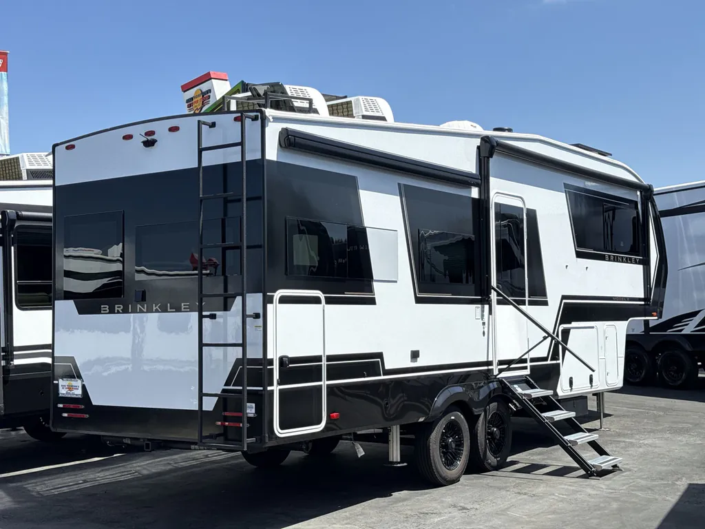 2027 Brinkley Model Z 2680, Photos photo 35