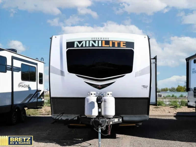 2021 Forest River Rockwood Mini Lite 2109S - Photo 3
