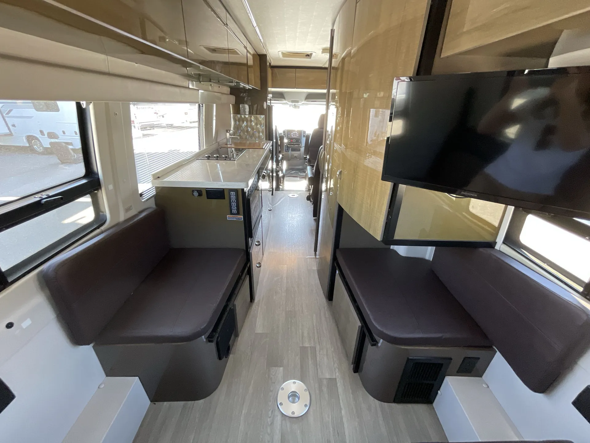 2019 Winnebago Era 70B — living area main