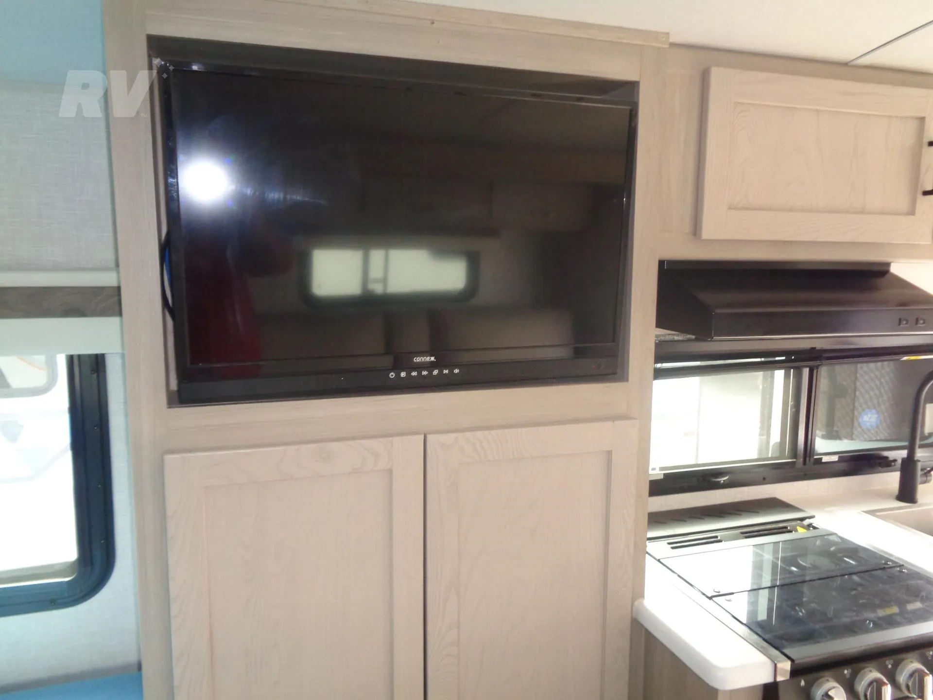 2023 Forest River Rockwood Geo Pro 19FBS — Photo 5
