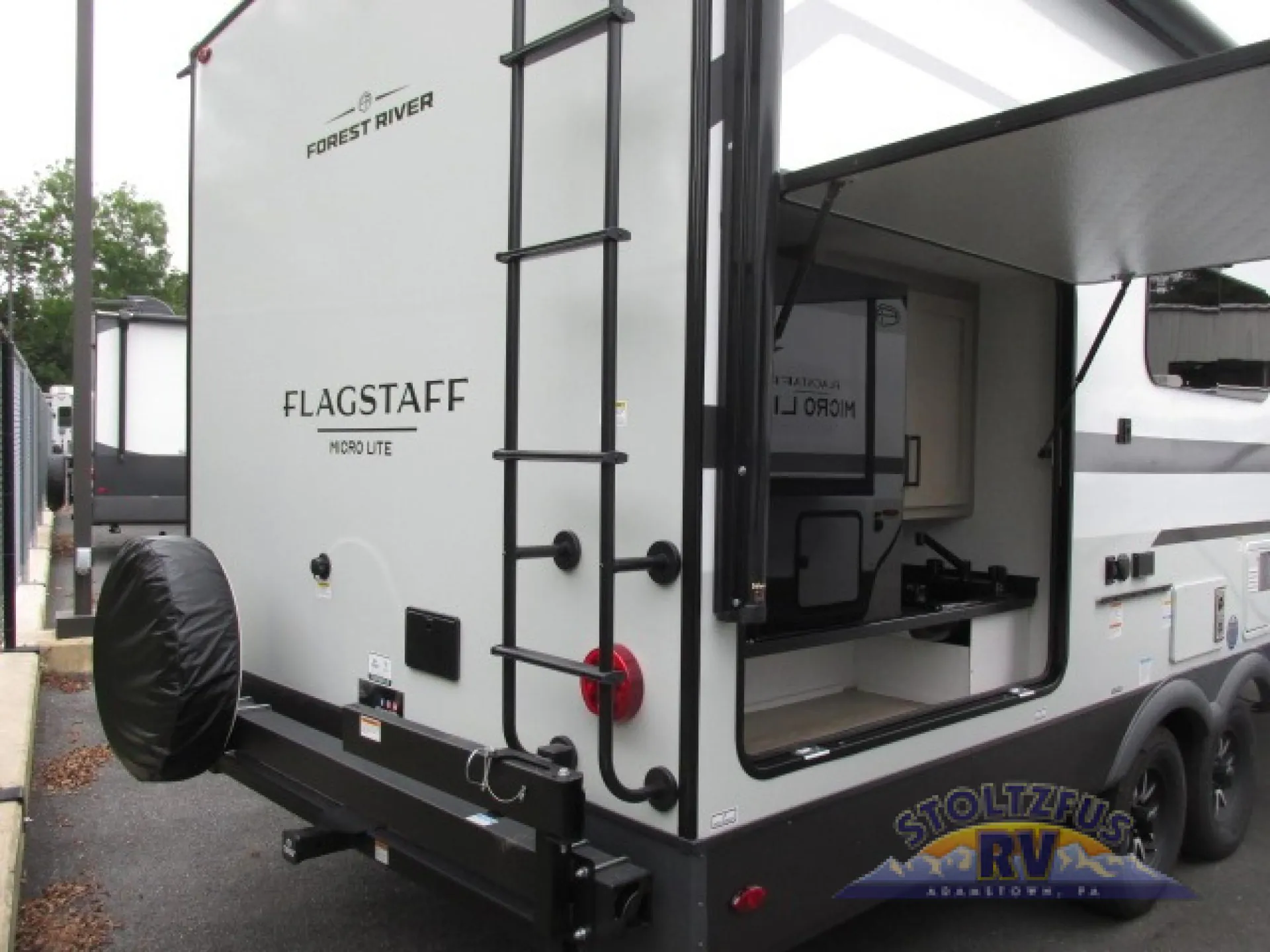 2026 Forest River Flagstaff Micro Lite 25BSDS — Photo 6