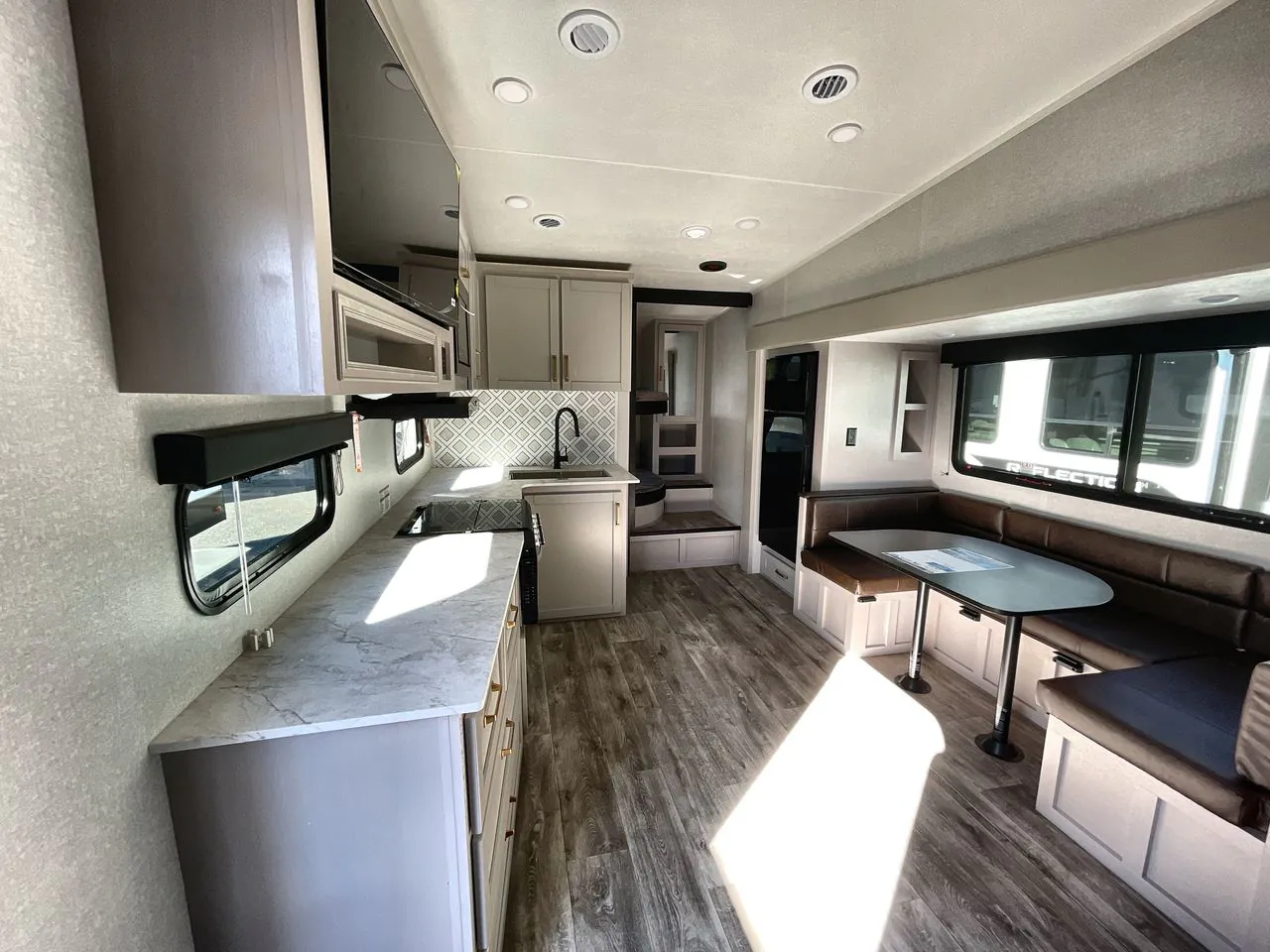 2026 Heartland Sundance XLT 28DB - Photo 4