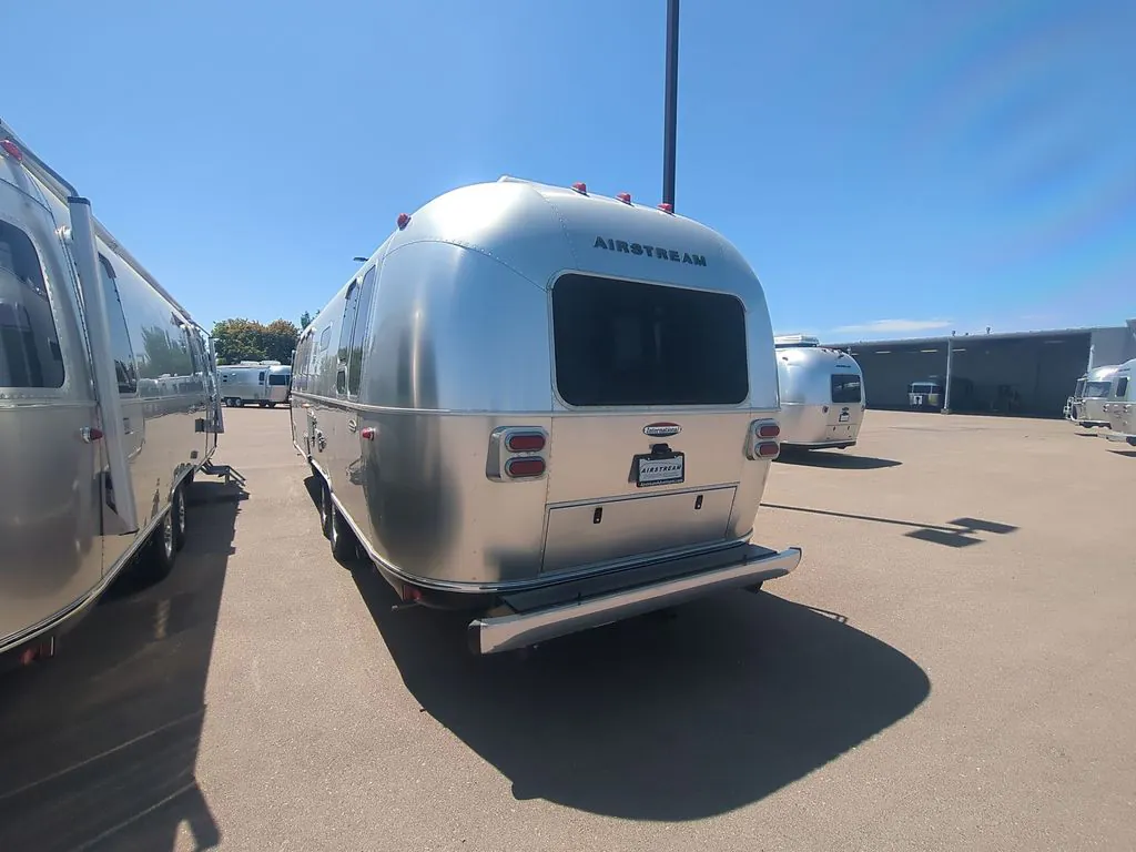 2018 Airstream International 30RB - Photo 4