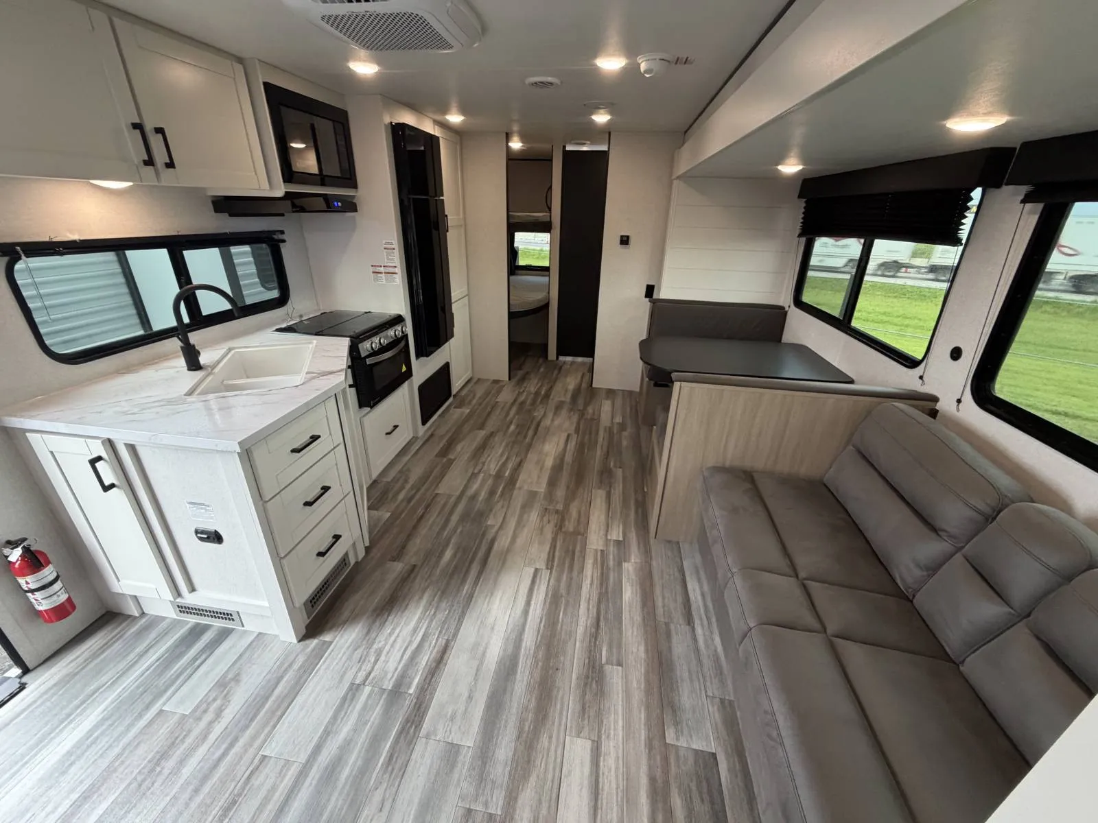 2026 Jayco Jay Flight SLX 261BHS - Photo 4