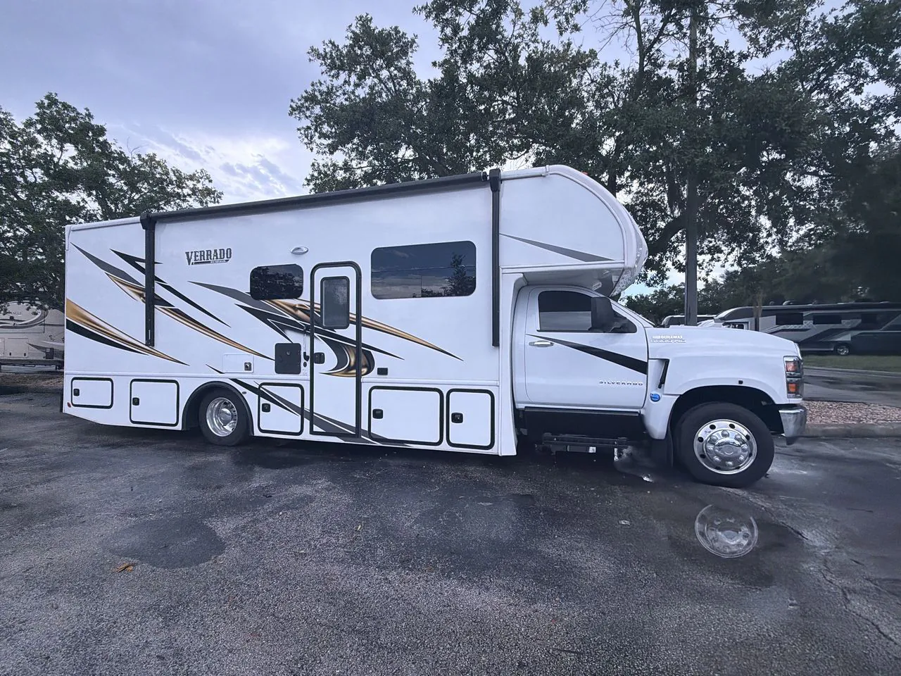 2023 Nexus Verrado 32S - Photo 3