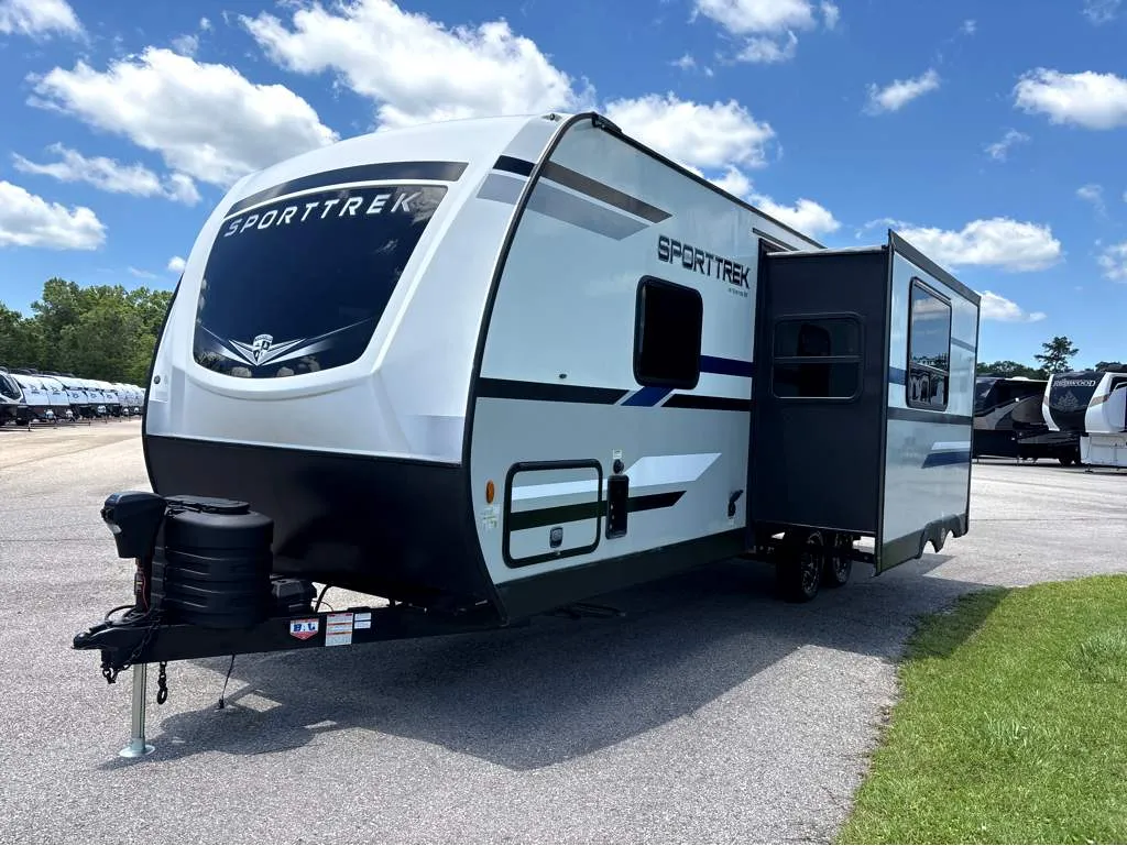 2022 Venture RV SportTrek ST241VMS - Photo 4