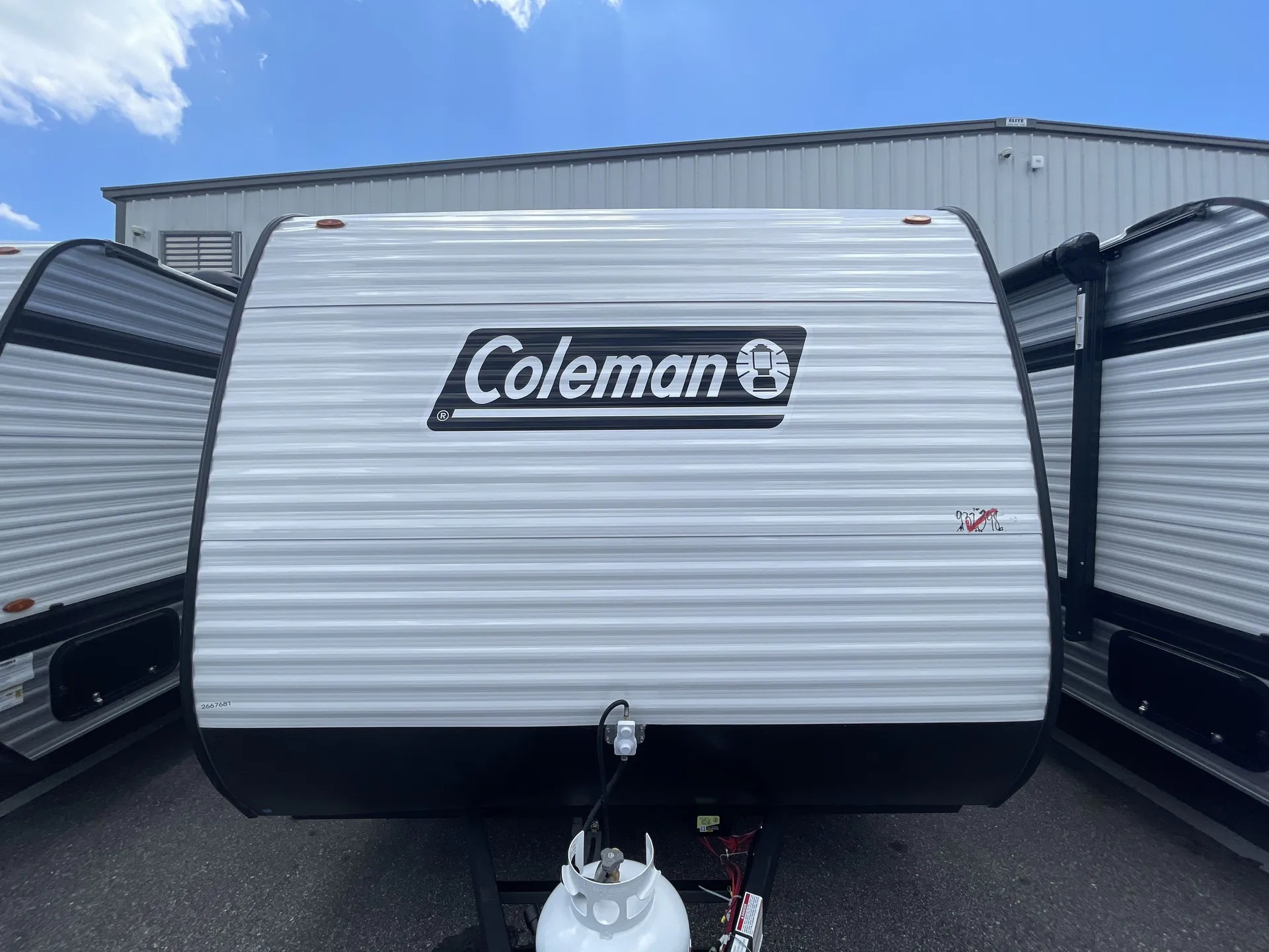 2027 Keystone Coleman 17B - Photo 2