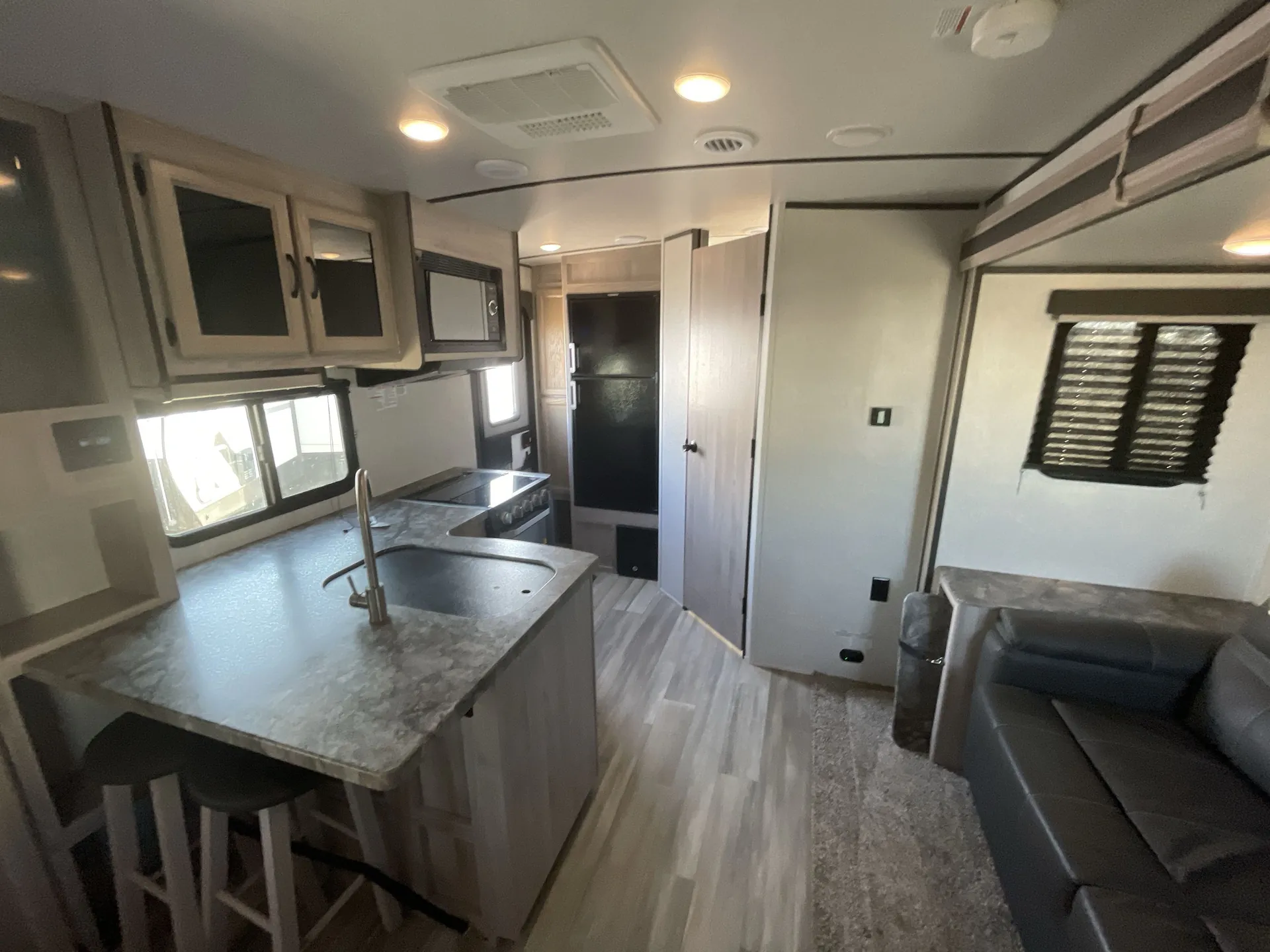 2021 Coachmen Northern Spirit Ultra Lite 1943RB — living area main