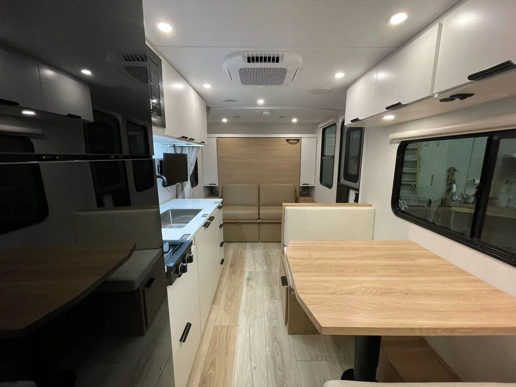 2026 Winnebago Micro Minnie 2000MRB - Photo 4