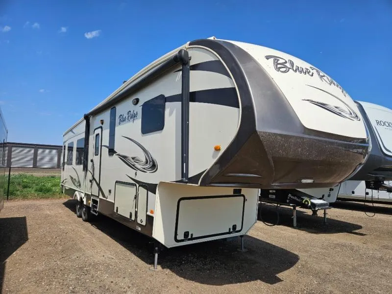 2016 Forest River RV Blue Ridge 3600RS - Main photo