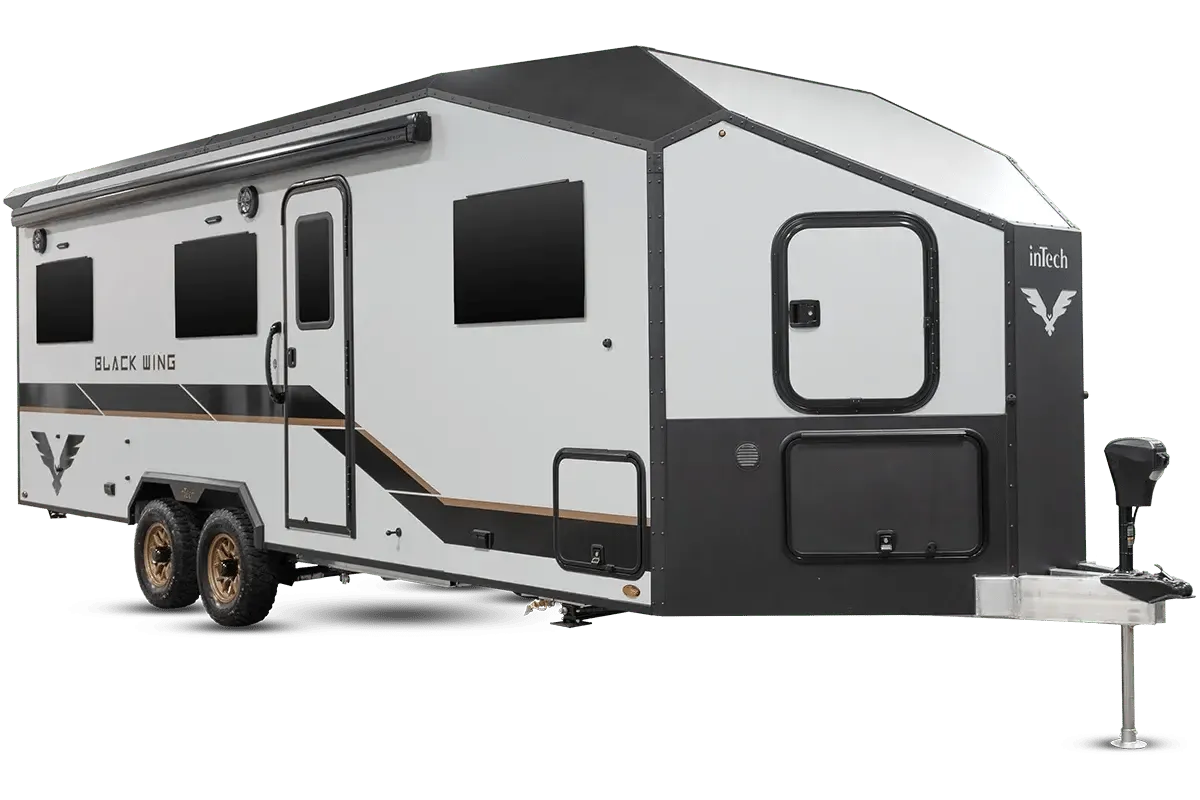 Black Wing 830 X exterior