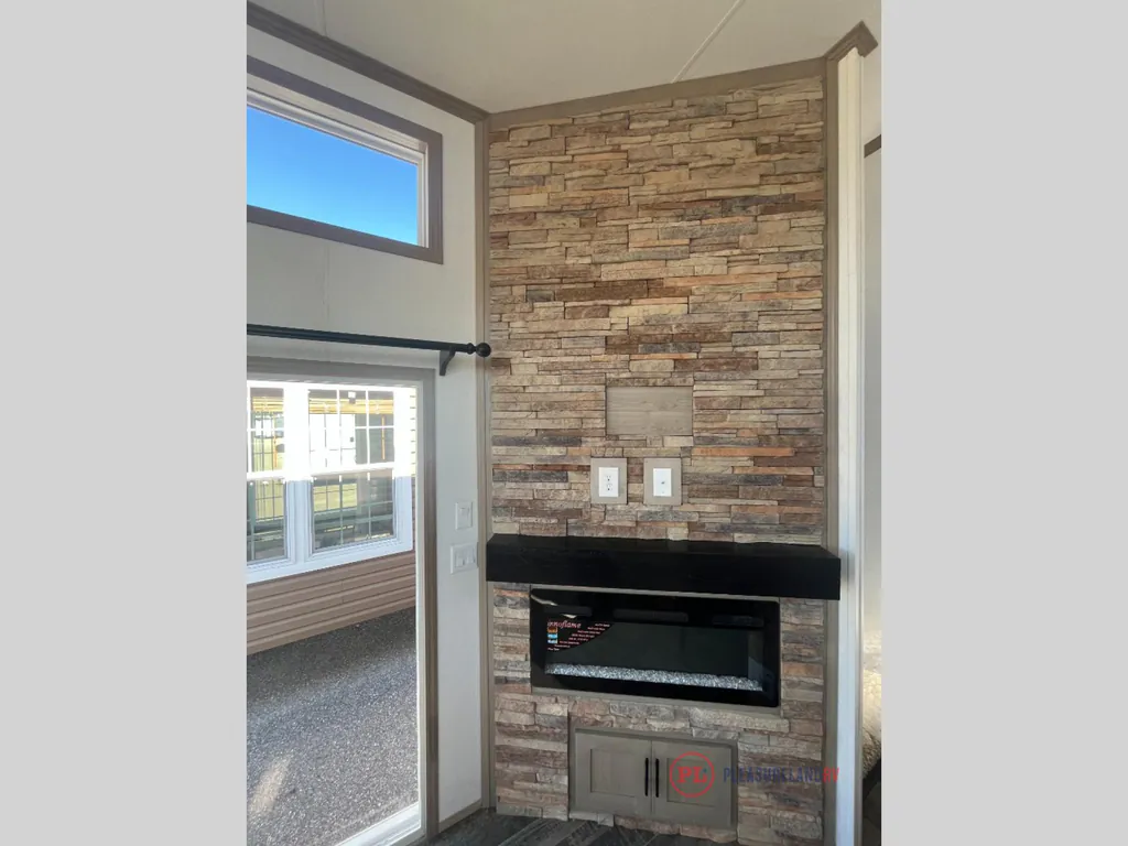 2027 Forest River Quailridge 39ASL, Photos photo 11