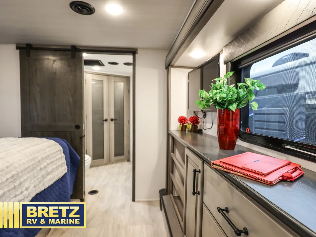 2023 Keystone Montana 3901RK, Photos photo 20
