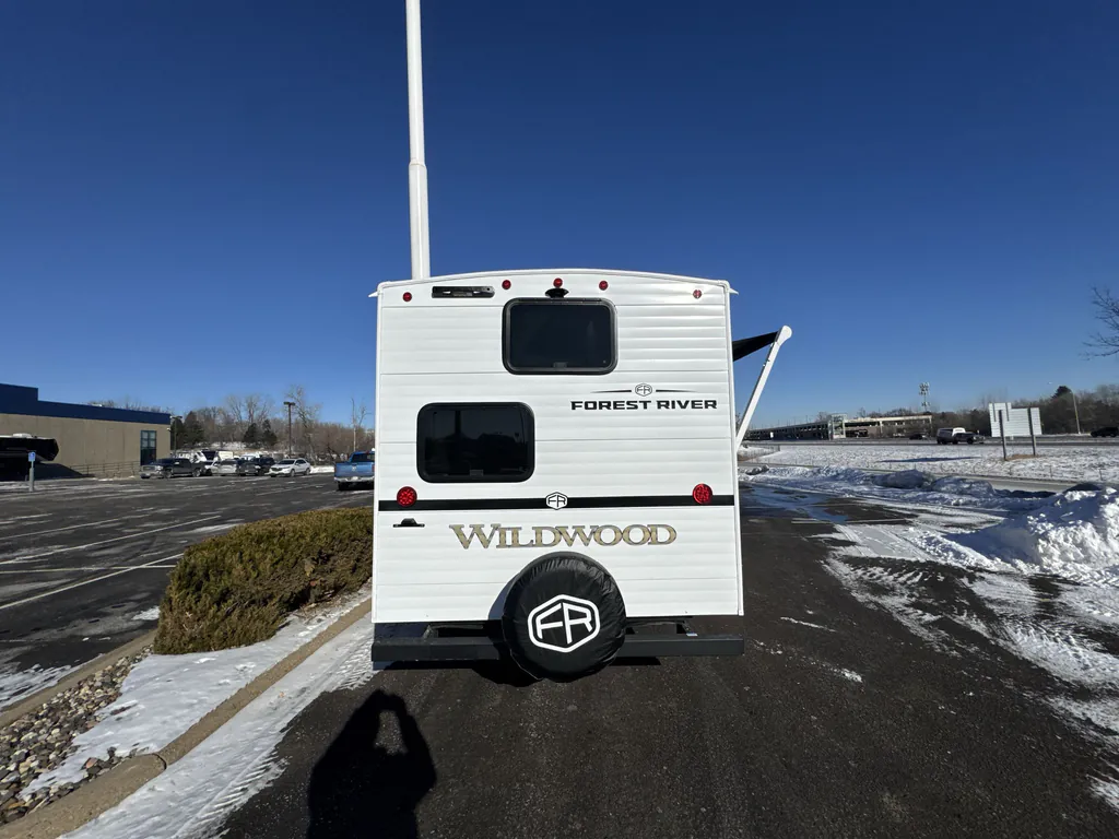2026 Forest River Wildwood 300ICE, Photos photo 7