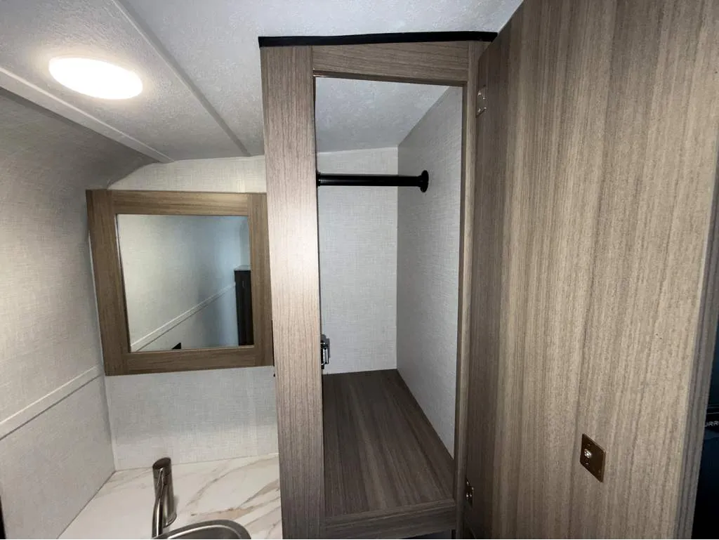 2024 Venture RV Sonic SN190VRB, Photos photo 27