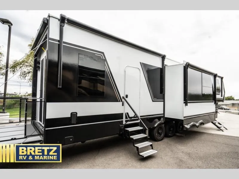 2026 Brinkley Model G 3950 - Photo 3