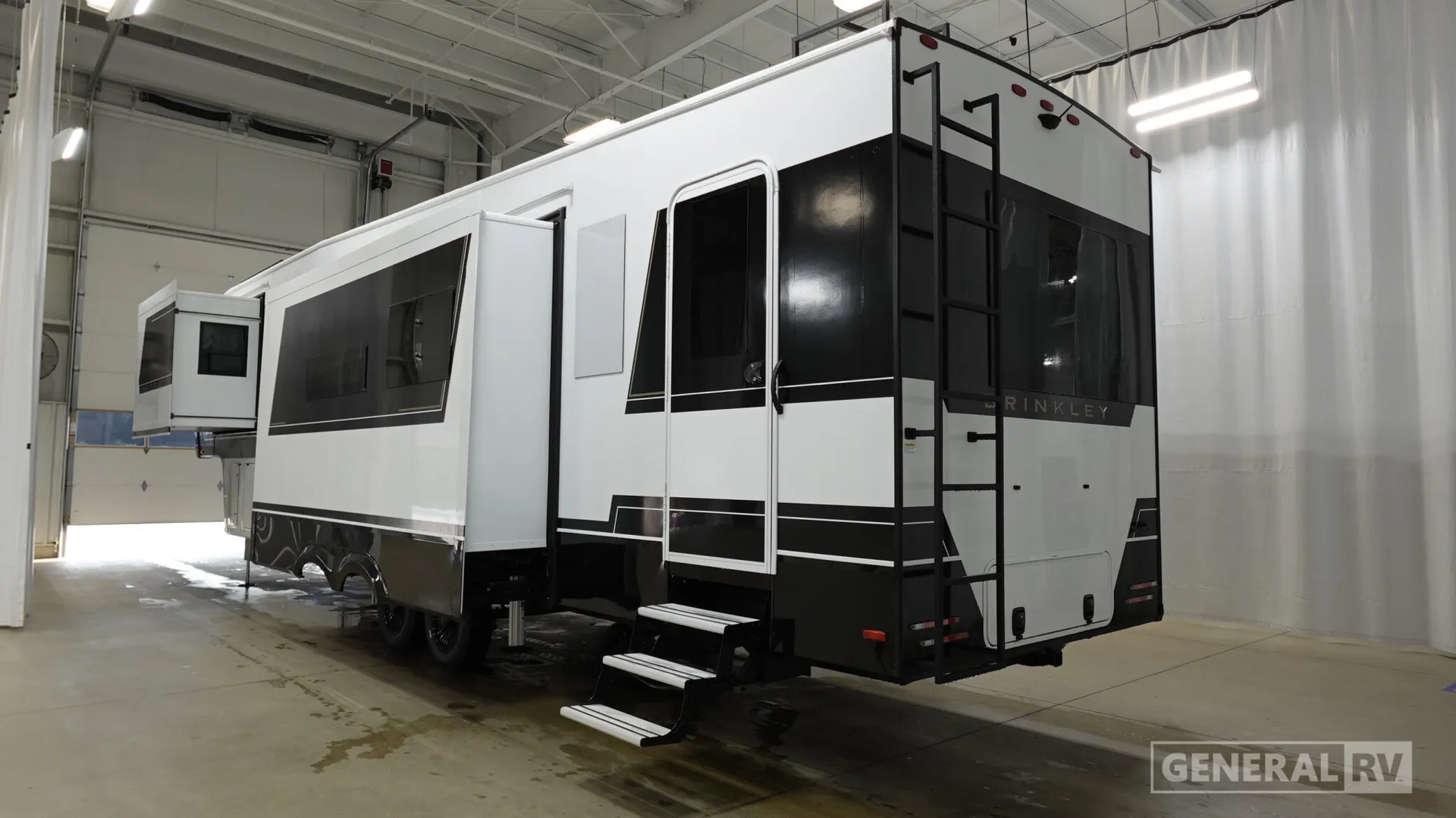 2027 Brinkley Model Z 3515 - Photo 4